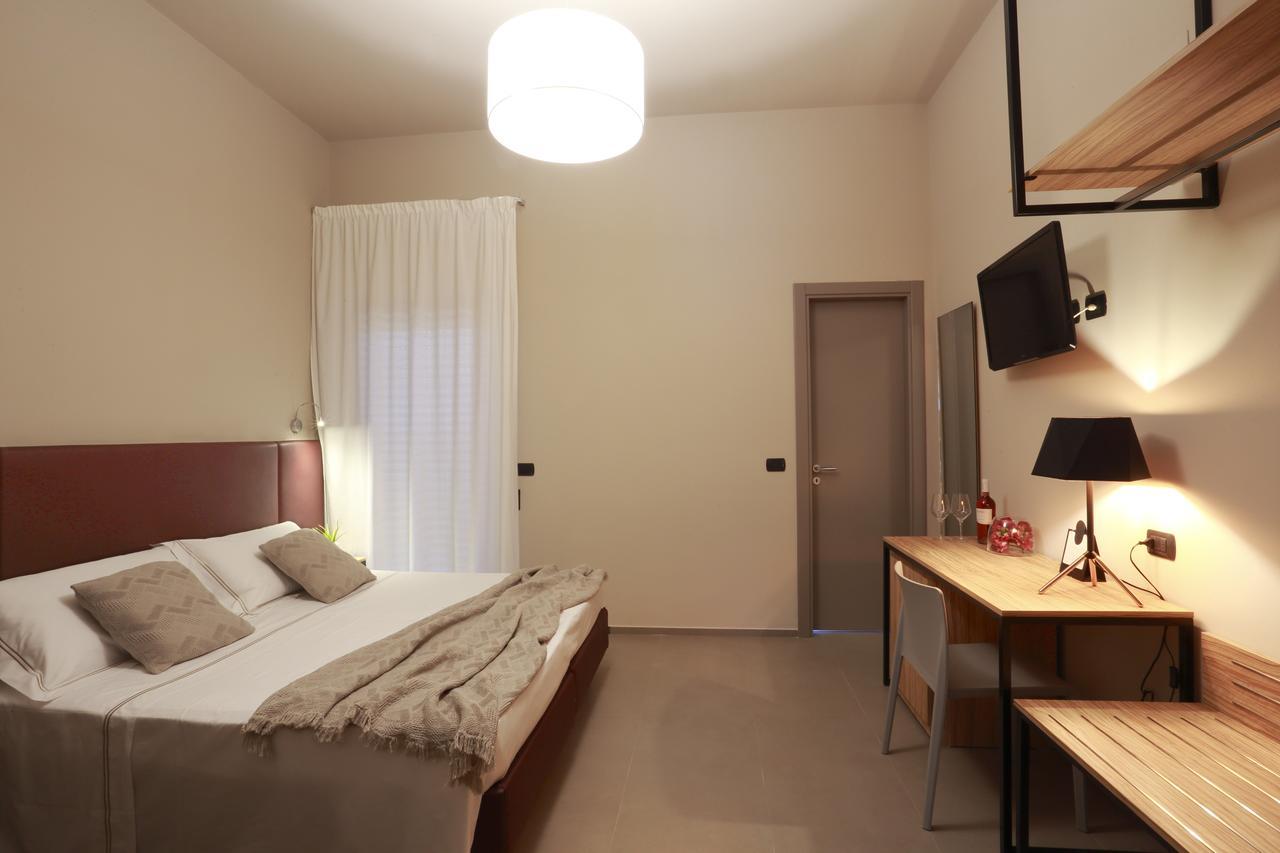לצ'ה Hotel Aloisi מראה חיצוני תמונה